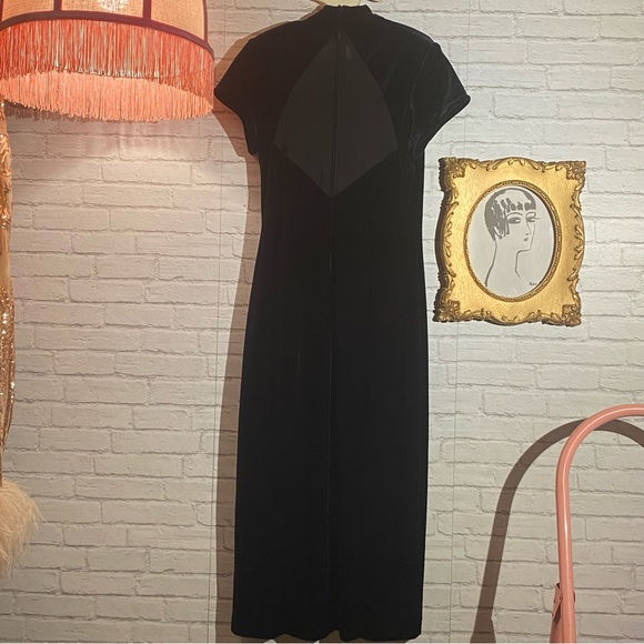 🎈SOLD 🚨VINTAGE DRESS Night Way Black Velvet Mesh Front & Back Long Maxi Dress - Picture 6 of 16